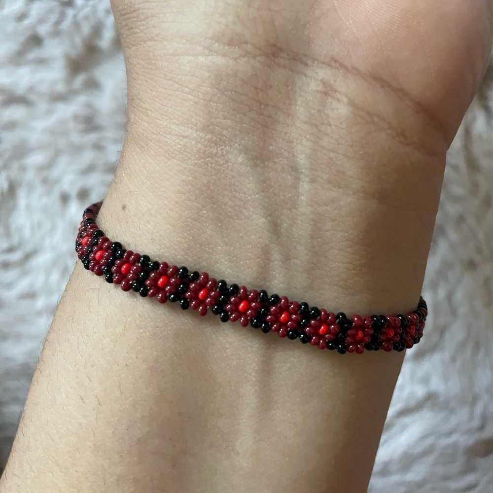 HANDMADE BEADED BRACELET